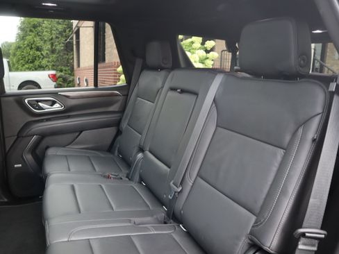 Used 2021 Chevrolet Tahoe Z71 AWD/4WD image 26