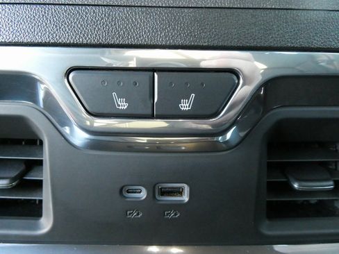 Certified 2025 Chevrolet Silverado 1500 High Country w/ Midnight Edition image 20