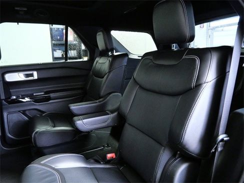 Certified 2022 Ford Explorer ST w/ Equipment Group 401A image 15