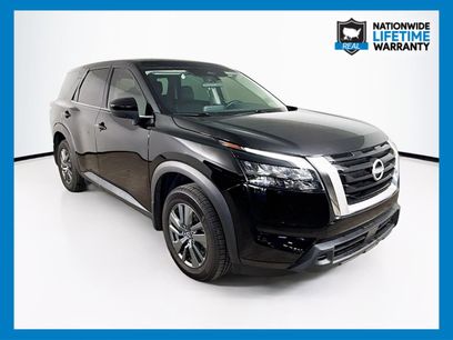 Used 2024 Nissan Pathfinder S w/ Cargo Package