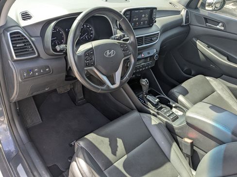 Used 2021 Hyundai Tucson Limited w/ Cargo Package image 17