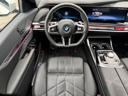 Certified 2025 BMW 740i xDrive 740i xDrive image 20