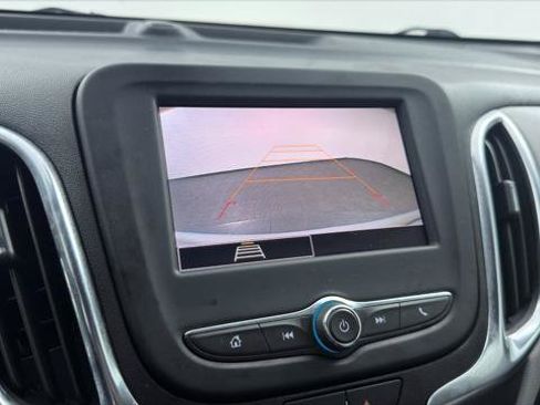 Used 2022 Chevrolet Equinox LT FWD image 29