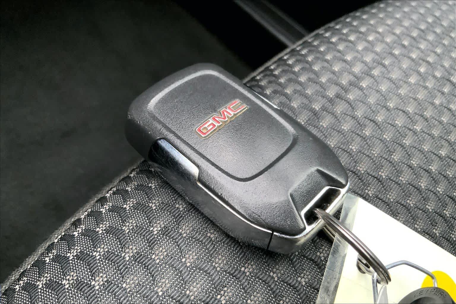 Used 2020 GMC Acadia SLE FWD image 15