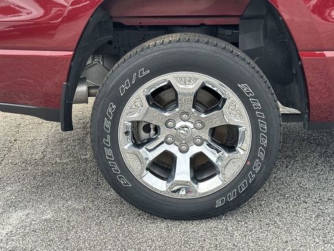 Used 2023 RAM 1500 Big Horn AWD/4WD image 18