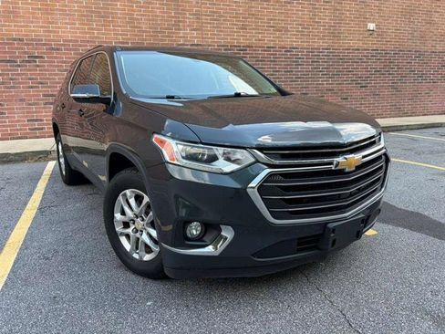 Used 2019 Chevrolet Traverse LT FWD image 1