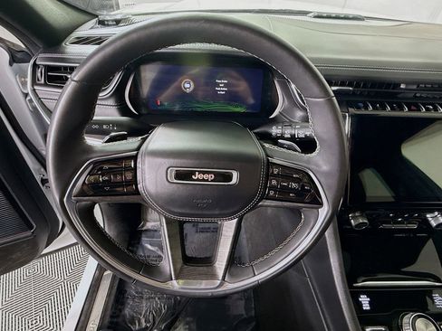 Used 2022 Jeep Grand Cherokee Overland image 23