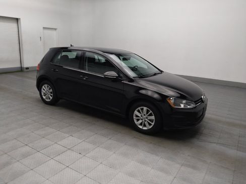 Used 2015 Volkswagen Golf S image 11