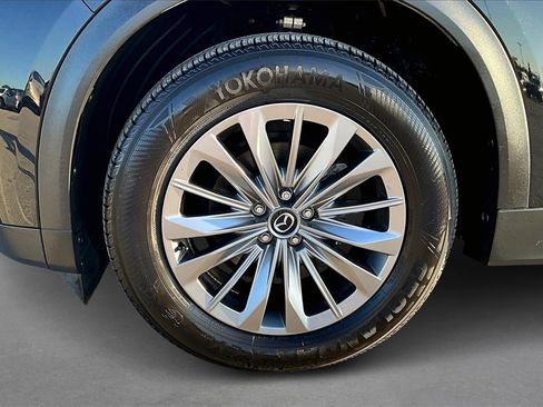 Used 2024 MAZDA CX-90 3.3 Turbo w/ Preferred Package image 10