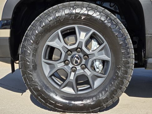 Certified 2025 Lexus GX 550 Overtrail+, Mark Levinson Audi image 17