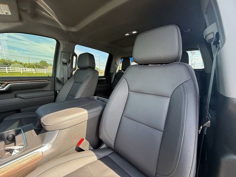 Used 2026 Chevrolet Silverado 3500 LT w/ All Star Edition AWD/4WD image 13
