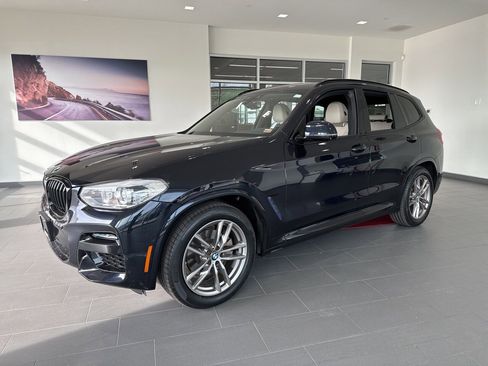 Used 2021 BMW X3 xDrive30i w/ M Sport Package image 4
