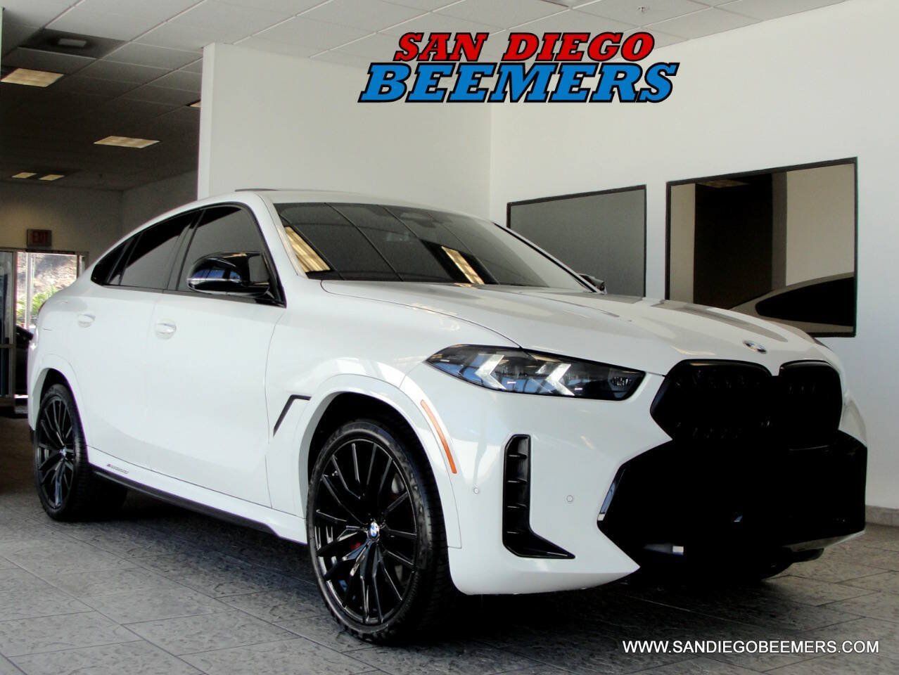 Used 2024 BMW X6 xDrive40i w/ M Sport Professional Package AWD/4WD image 1