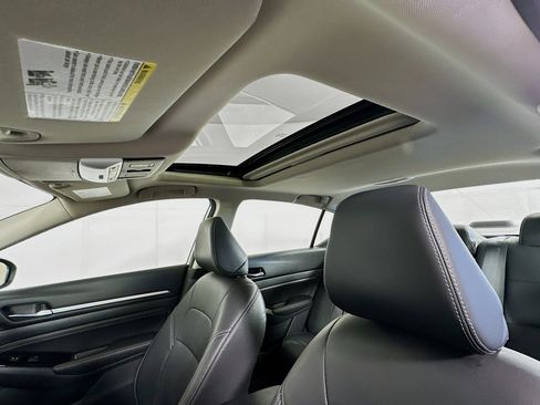 Used 2023 Nissan Altima 2.5 SL image 25