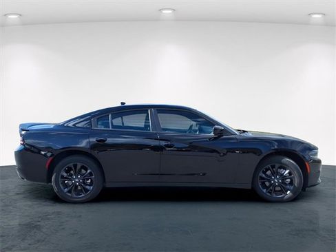 Used 2023 Dodge Charger SXT w/ Blacktop Package image 22