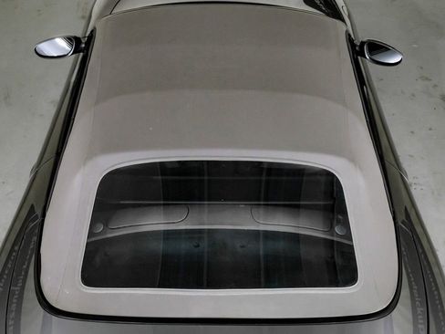 Used 2001 Porsche 911 Carrera RWD image 38