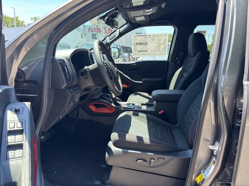 New 2026 Nissan Frontier PRO-4X w/ Tow Package AWD/4WD image 14