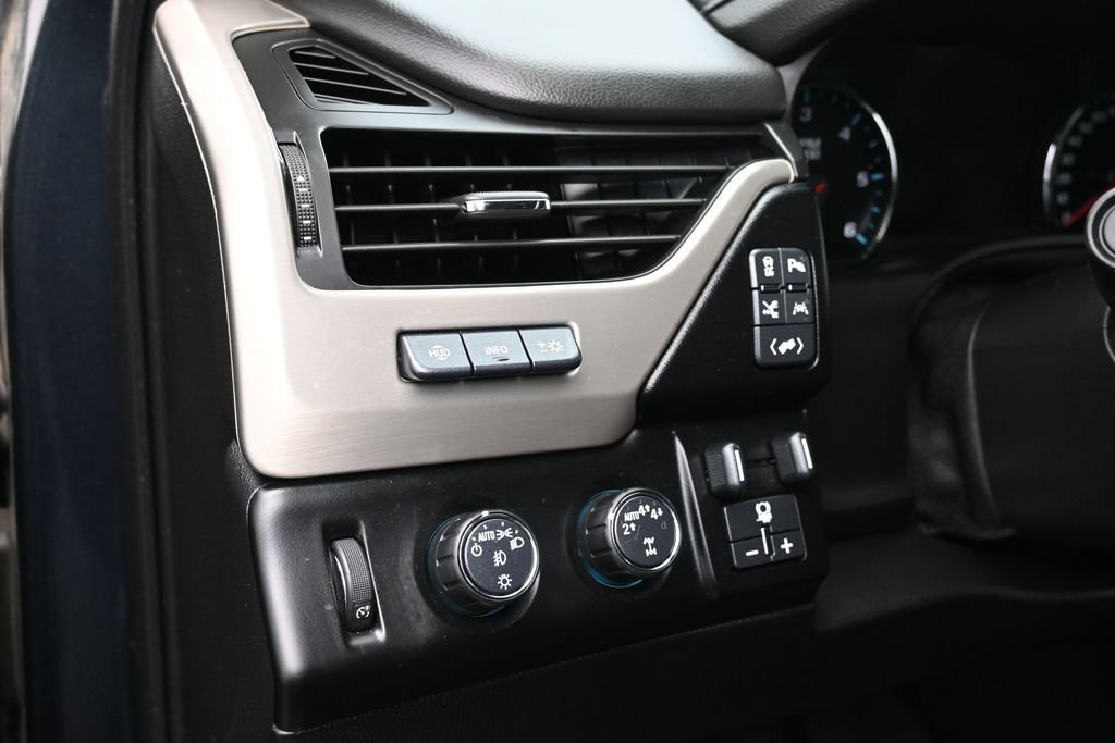 Used 2019 GMC Yukon Denali w/ Denali Ultimate Package AWD/4WD image 20