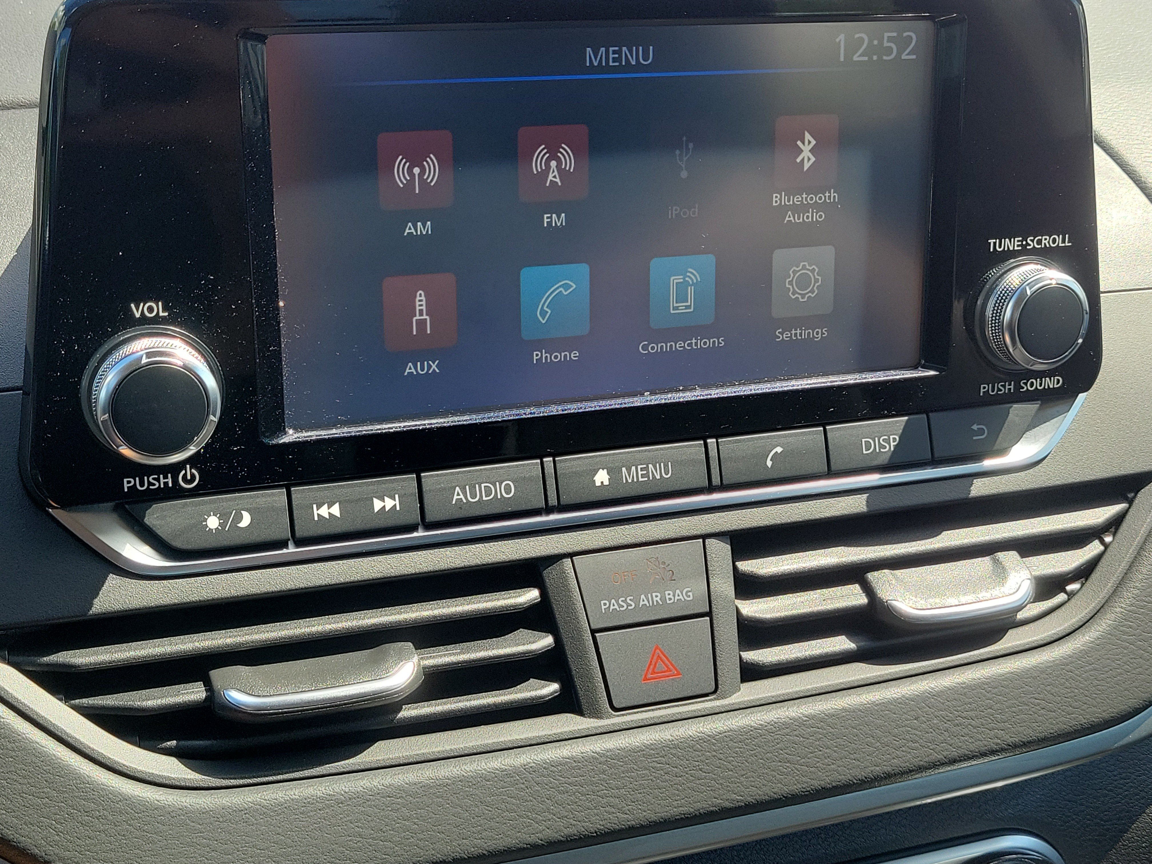 Used 2024 Nissan Altima 2.5 S FWD image 23