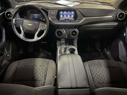 Used 2020 Chevrolet Blazer LT AWD/4WD image 3
