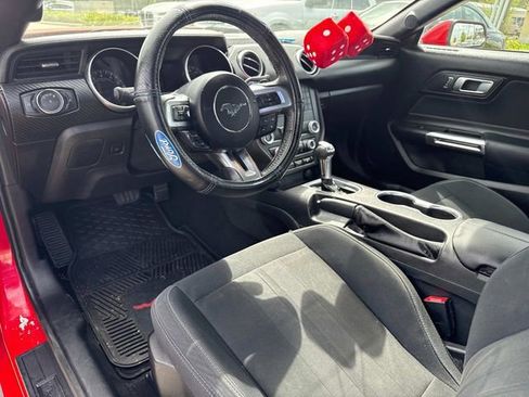 Used 2019 Ford Mustang Coupe image 24