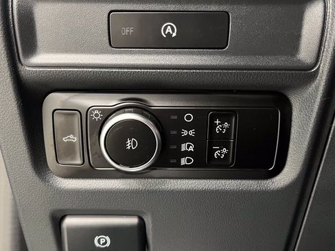 Used 2025 Ford F150 XLT w/ Equipment Group 301A Standard AWD/4WD image 32