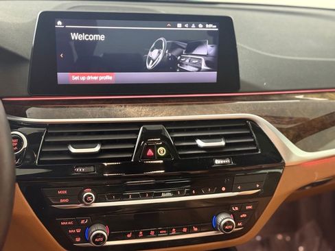 Used 2020 BMW 540i xDrive w/ Convenience Package AWD/4WD image 14