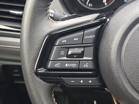 Used 2025 Subaru Forester Sport image 28