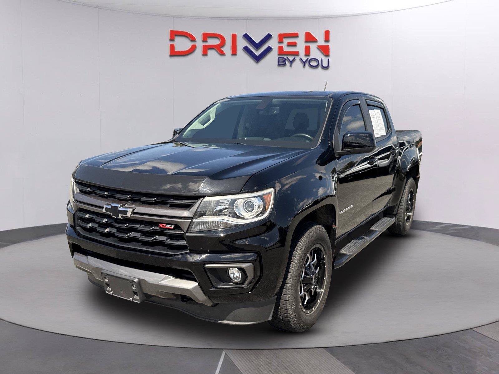 Used 2021 Chevrolet Colorado Z71 AWD/4WD image 8