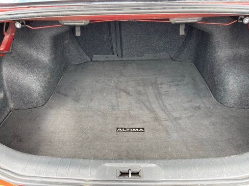 Used 2020 Nissan Altima 2.5 SR w/ Premium Package FWD image 6