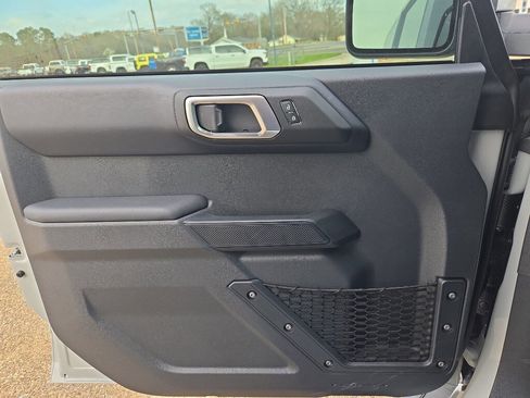 New 2026 Ford Bronco Outer Banks w/ Sasquatch Package image 39