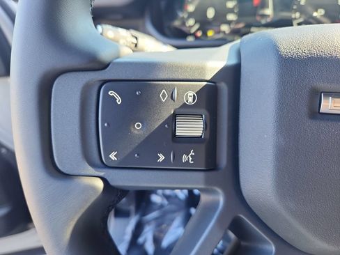 Used 2026 Land Rover Defender 130 S AWD/4WD image 17