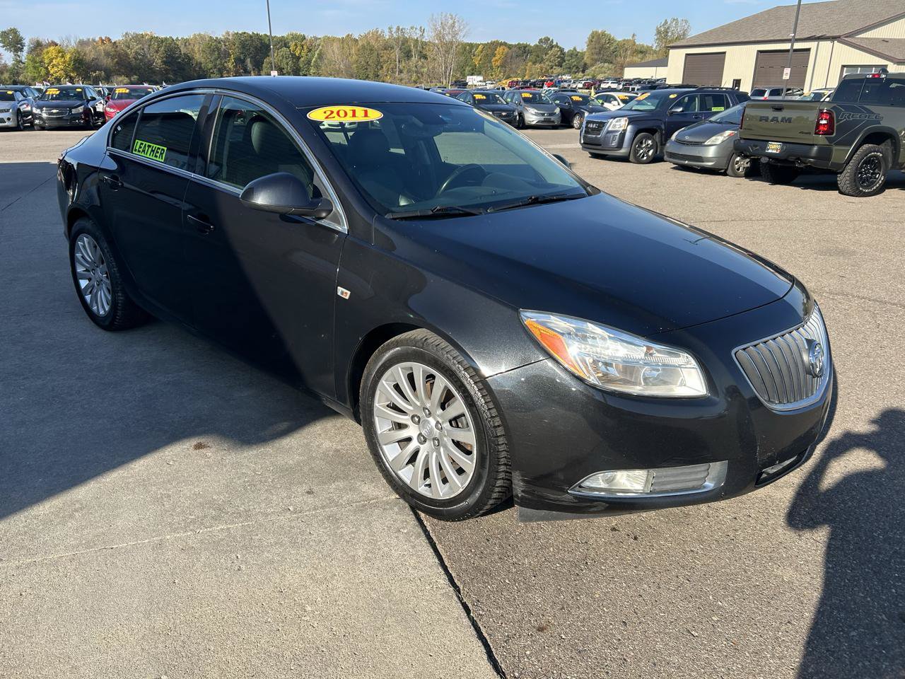 Used 2011 Buick Regal CXL FWD image 3