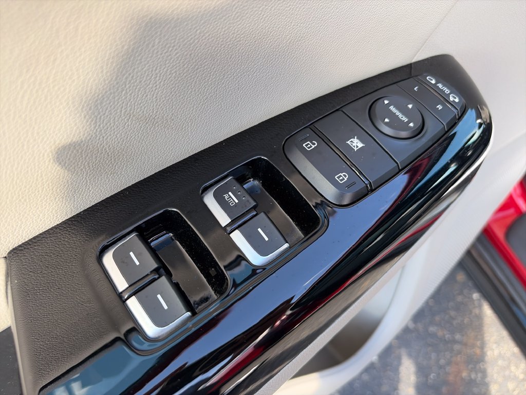 Used 2022 Kia Sportage Nightfall Edition w/ Nighfall AWD Premium Package image 21