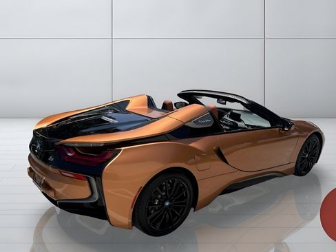 Used 2019 BMW i8 Roadster AWD/4WD image 10