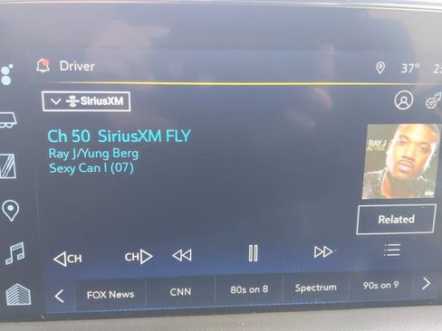 Used 2023 Chevrolet Suburban Z71 w/ Luxury Package image 25