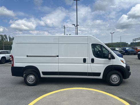 New 2026 RAM ProMaster 2500 w/ Convenience Group image 6