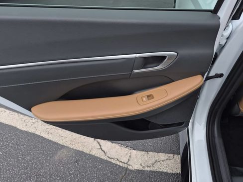 Used 2020 Hyundai Sonata Limited FWD image 24