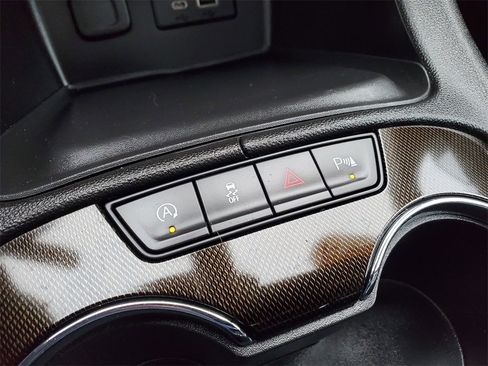 Used 2023 GMC Acadia AT4 w/ Technology Package image 27