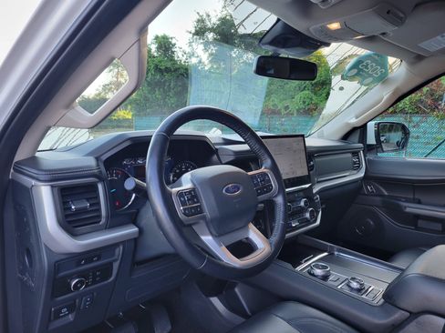Used 2023 Ford Expedition Max XLT AWD/4WD image 26