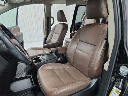 Used 2020 Toyota Sienna Limited Premium image 19