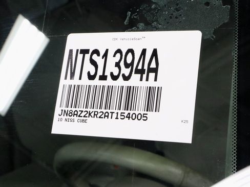 Used 2010 Nissan Cube 1.8 S w/ Interior Designer Pkg image 31