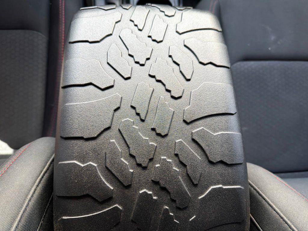 Used 2018 Jeep Wrangler Unlimited Rubicon AWD/4WD image 39