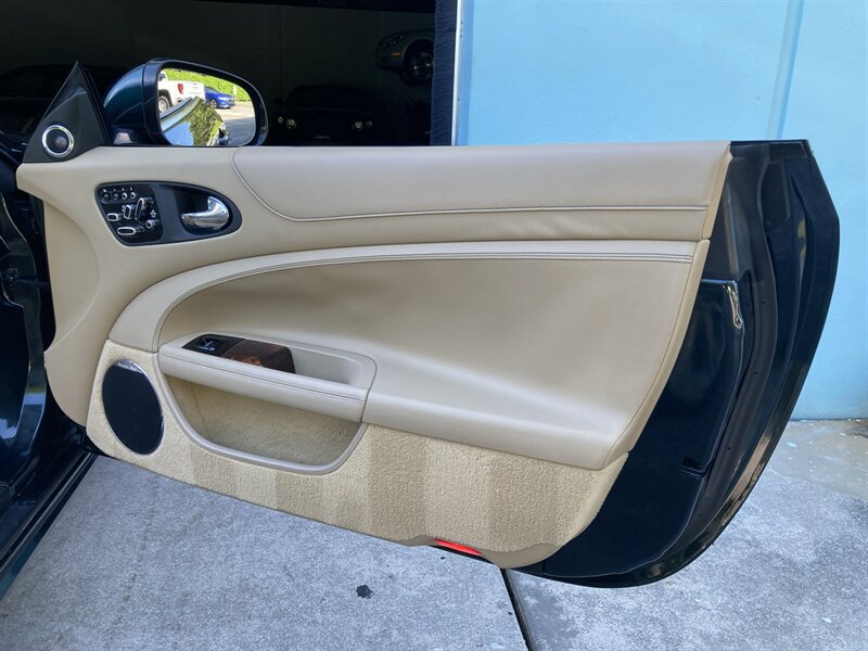 Used 2015 Jaguar XK Convertible RWD image 30