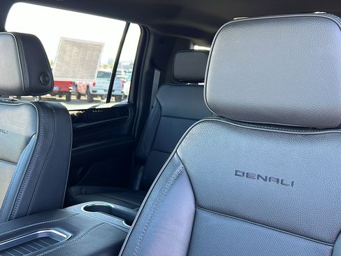 Certified 2022 GMC Yukon XL Denali image 22