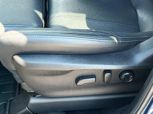 Used 2022 Subaru Ascent Touring AWD/4WD image 20