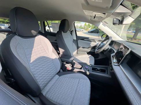 New 2025 Volkswagen Tiguan S image 23