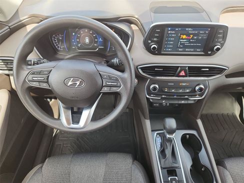 Used 2020 Hyundai Santa Fe SEL FWD image 11