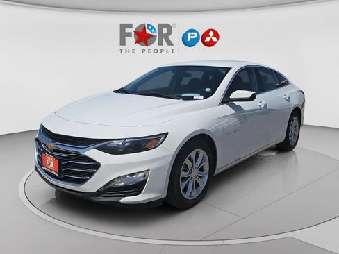 Used 2024 Chevrolet Malibu LT FWD image 1