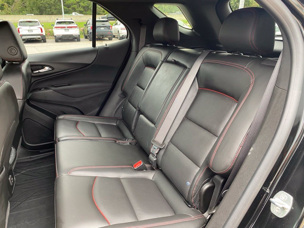 Used 2022 Chevrolet Equinox RS w/ RS Leather Package AWD/4WD image 28